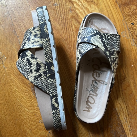 Sam Edelman Slides - Picture 2 of 4